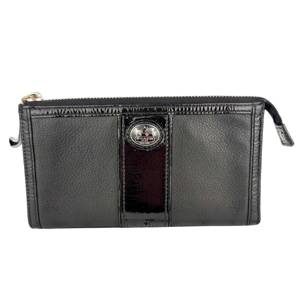 Coach Sutton Patent Trim Leather Zippy Wallet Wristlet Black Classic‎ Bag Clutch
